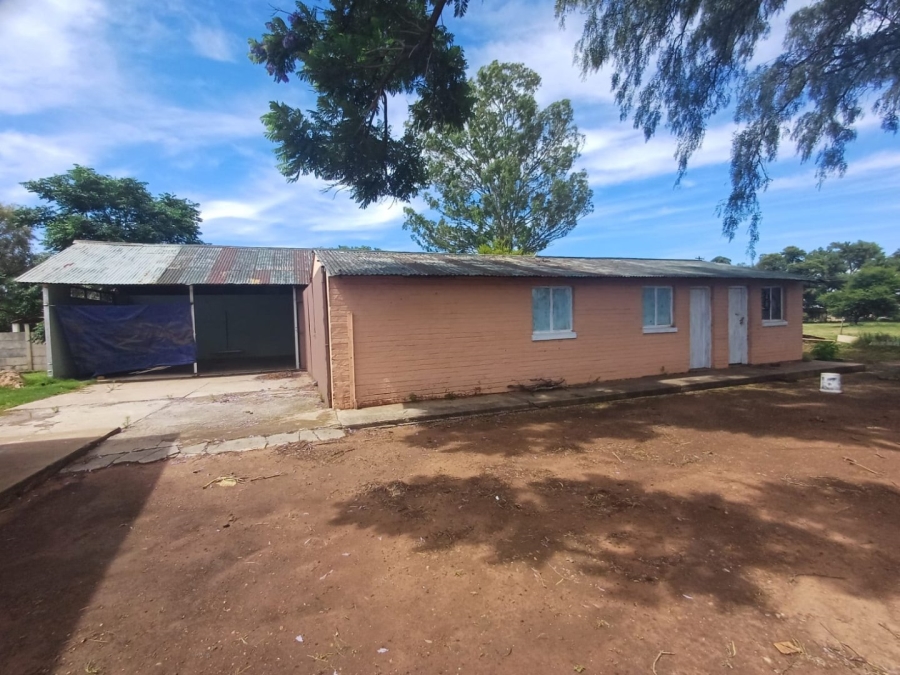 4 Bedroom Property for Sale in Dominionville North West